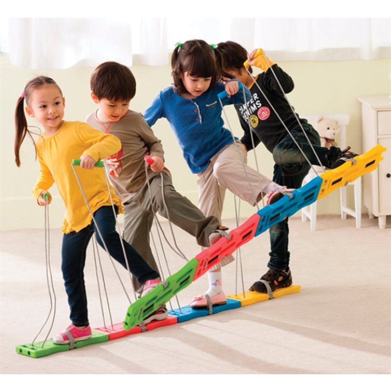 Ensemble de 4 paires de petits skis de balade